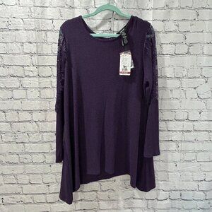 New with tags Ladies Premise sweater Size XL